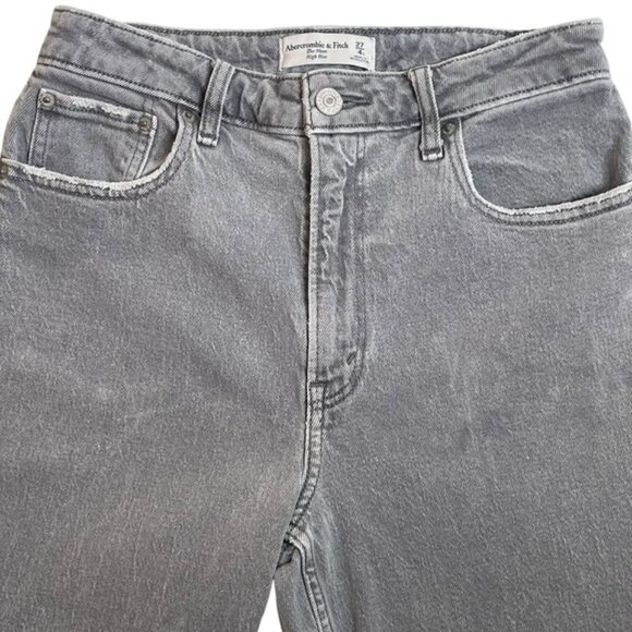ABERCROMBIE & FITCH Curve Love High-Rise Mom Jean Gray Wash - Size 27 - Picture 4 of 9